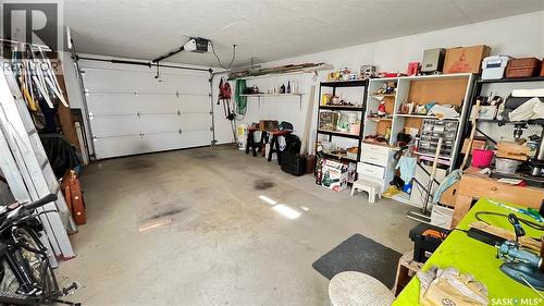 211 Maple Street, Maple Creek, SK - Indoor Photo Showing Garage