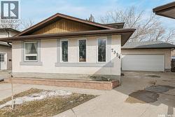 7354 Blakeney DRIVE  Regina, SK S4X 2M5