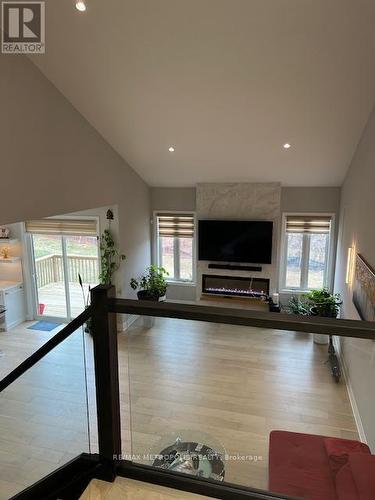 1017 Riverbend Road, London South, ON - Indoor With Fireplace