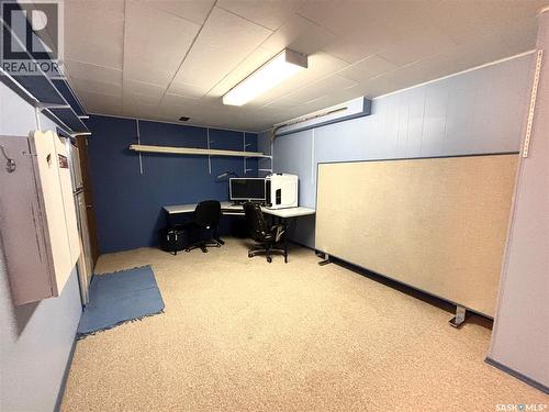 202 Herbert Street, Maple Creek, SK - Indoor
