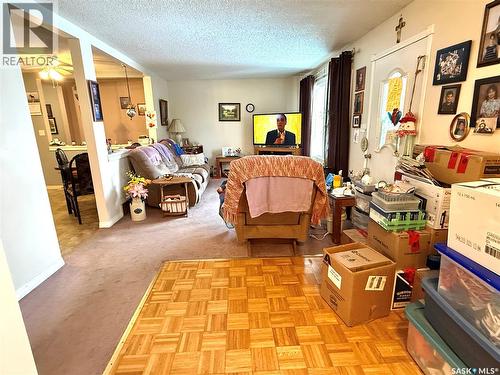 365 3Rd Ave Crescent, Battleford, SK - Indoor With Fireplace