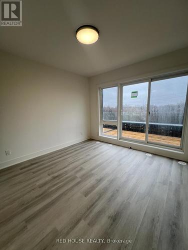 150 Everett Common, St. Catharines, ON - Indoor Photo Showing Other Room