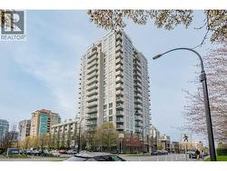 319 135 E 17TH STREET  North Vancouver, BC V7L 0C4