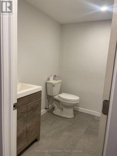 Basement bathroom - 624 Dundas Crescent, Cornwall, ON - Indoor Photo Showing Bathroom