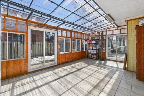 Solarium/Verrière - 2810 Rue Paul-Pau, Montréal (Mercier/Hochelaga-Maisonneuve), QC -  With Exterior
