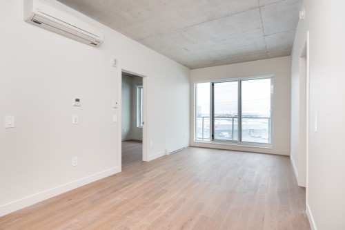 Overall view - 812-3000 Boul. Thimens, Montréal (Saint-Laurent), QC - Indoor Photo Showing Other Room