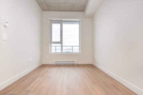 Master Bedroom - 812-3000 Boul. Thimens, Montréal (Saint-Laurent), QC - Indoor Photo Showing Other Room
