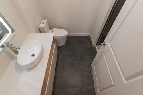 Master Bathroom - 812-3000 Boul. Thimens, Montréal (Saint-Laurent), QC - Indoor Photo Showing Bathroom
