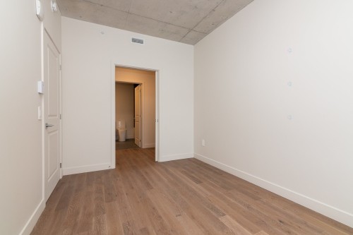 Bedroom - 812-3000 Boul. Thimens, Montréal (Saint-Laurent), QC - Indoor Photo Showing Other Room
