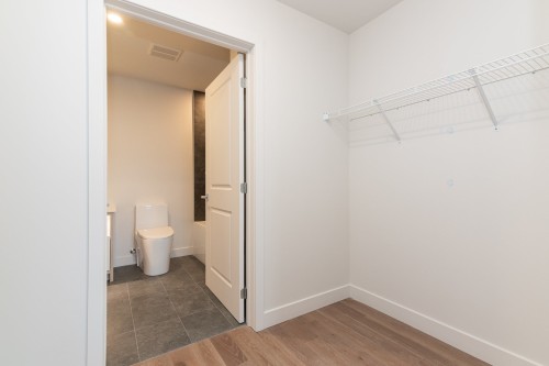 Closet - 812-3000 Boul. Thimens, Montréal (Saint-Laurent), QC - Indoor With Storage