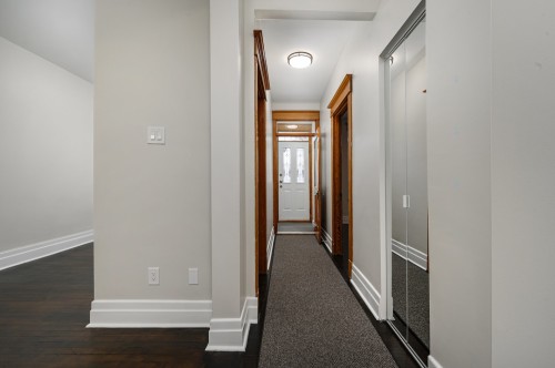 Mud Room - 551 Rue De Dublin, Montréal (Le Sud-Ouest), QC - Indoor Photo Showing Bedroom