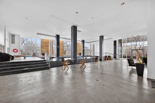 Pool - 333-2000 Rue Des Bassins, Montréal (Le Sud-Ouest), QC - Indoor