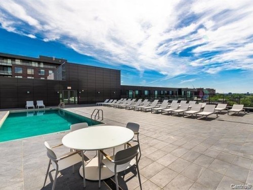 Pool - 333-2000 Rue Des Bassins, Montréal (Le Sud-Ouest), QC - Outdoor With In Ground Pool