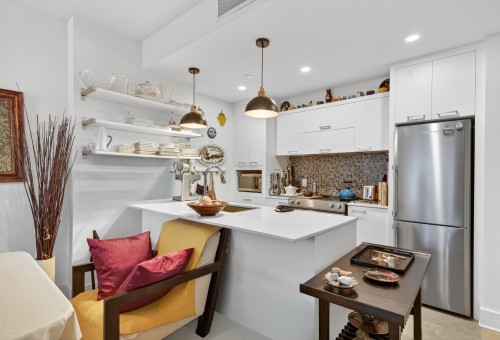 Kitchen - 333-2000 Rue Des Bassins, Montréal (Le Sud-Ouest), QC - Indoor Photo Showing Kitchen With Upgraded Kitchen