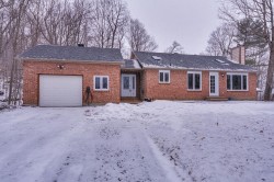 14 Rue de Jasper  Cantley, QC J8V 3B2