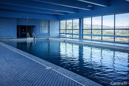 Pool - 812-4998 Boul. De Maisonneuve O., Westmount, QC - Indoor Photo Showing Other Room