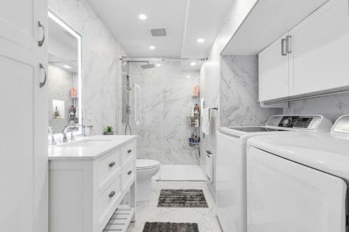 Bathroom - 11641  - 11645 Av. Laurier, Montréal (Montréal-Nord), QC - Indoor