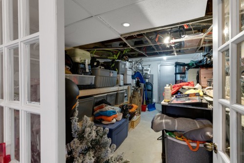 Storage - 11641  - 11645 Av. Laurier, Montréal (Montréal-Nord), QC - Indoor