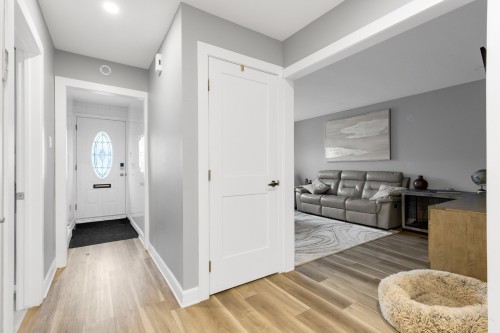 Mud Room - 11641  - 11645 Av. Laurier, Montréal (Montréal-Nord), QC - Indoor Photo Showing Other Room