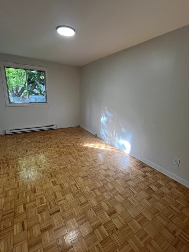 Bedroom - 114-216 Rue Lawrence, Longueuil (Greenfield Park), QC - Indoor Photo Showing Other Room