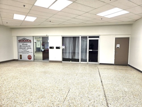 Façade - 9-5872 Boul. Léger, Montréal (Montréal-Nord), QC - Indoor