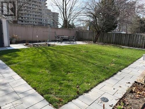 296 King Andrew Drive, Mississauga, ON - Outdoor