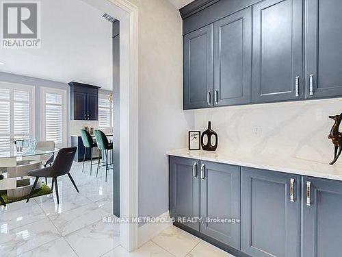 126 Silk Twist Drive, East Gwillimbury, ON - Indoor