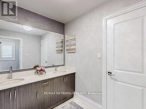 126 Silk Twist Drive, East Gwillimbury, ON - Indoor Photo Showing Bathroom