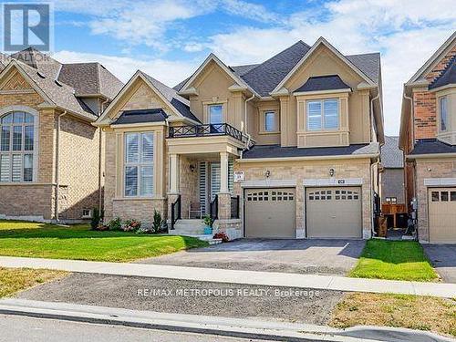 126 Silk Twist Drive, East Gwillimbury, ON - Outdoor With Facade