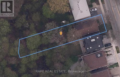42 SENLAC ROAD  Toronto, ON M2N 2K7