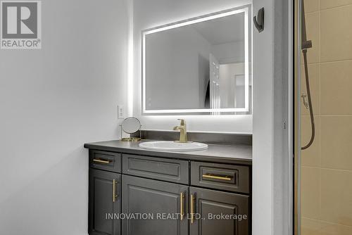 154 Harmattan Avenue, Ottawa, ON - Indoor Photo Showing Bathroom