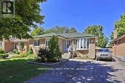 MAIN - 397 CENTRE STREET E Richmond Hill, ON L4C 1B5