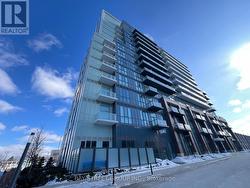 511 - 60 HONEYCRISP CRESCENT Vaughan, ON L4K 0N5