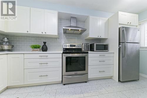 74 - 80 Lynden Circle, Halton Hills, ON - Indoor Photo Showing Kitchen With Stainless Steel Kitchen