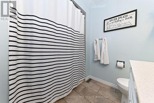 74 - 80 Lynden Circle, Halton Hills, ON - Indoor