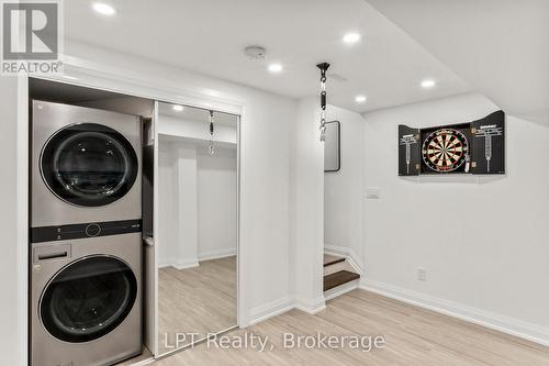 52 Norland Circle, Oshawa (Windfields), ON - Indoor Photo Showing Laundry Room