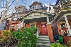 141 BROWNING AVENUE Toronto, ON M4K 1W4