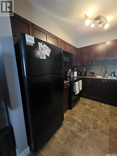 407 308 Petterson Drive, Estevan, SK - Indoor Photo Showing Kitchen