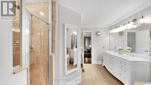 328 St. Urbain Drive, Vaughan, ON - Indoor Photo Showing Bathroom