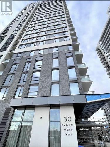 30 Samuel Wood Way Unit# 1909  Toronto, ON M9B 0C9
