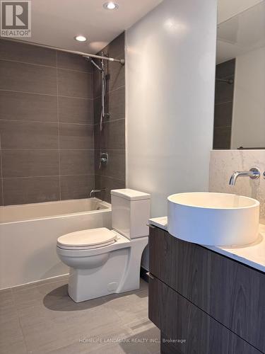 2908 - 161 Roehampton Avenue E, Toronto, ON - Indoor Photo Showing Bathroom