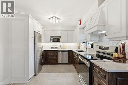 101 Organ Crescent, Hamilton, ON - Indoor Photo Showing Kitchen With Upgraded Kitchen