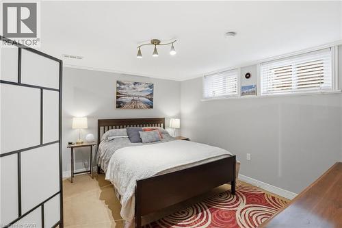 101 Organ Crescent, Hamilton, ON - Indoor Photo Showing Bedroom