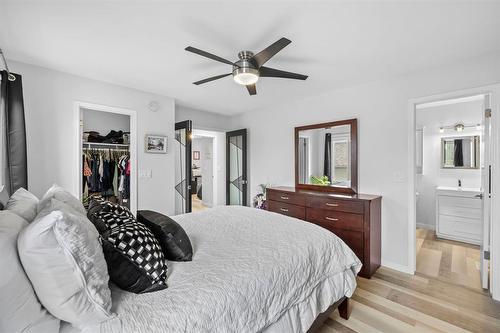 180 De La Seigneurie Boulevard, Winnipeg, MB - Indoor Photo Showing Bedroom
