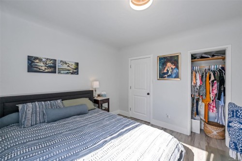 3111 Esson Rd, Saanich, BC 