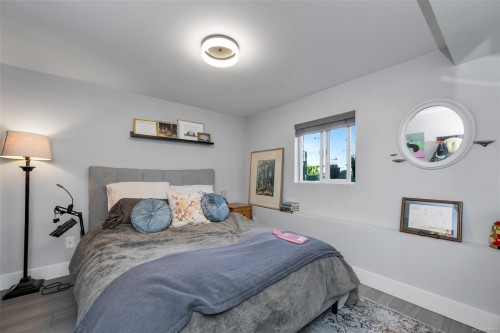 3111 Esson Rd, Saanich, BC 