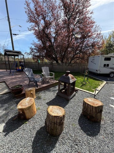 3111 Esson Rd, Saanich, BC 