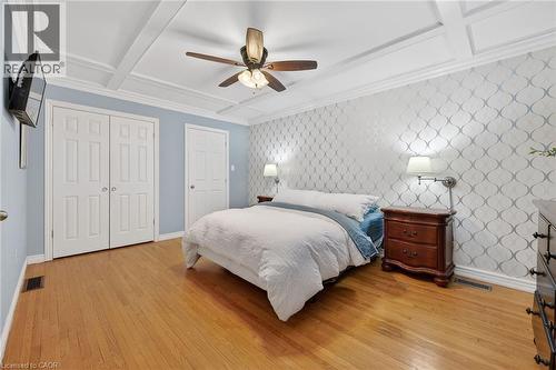 31 Maynard Street, Hamilton, ON - Indoor Photo Showing Bedroom