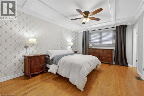 31 Maynard Street, Hamilton, ON - Indoor Photo Showing Bedroom