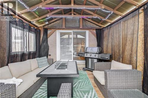 31 Maynard Street, Hamilton, ON - Indoor